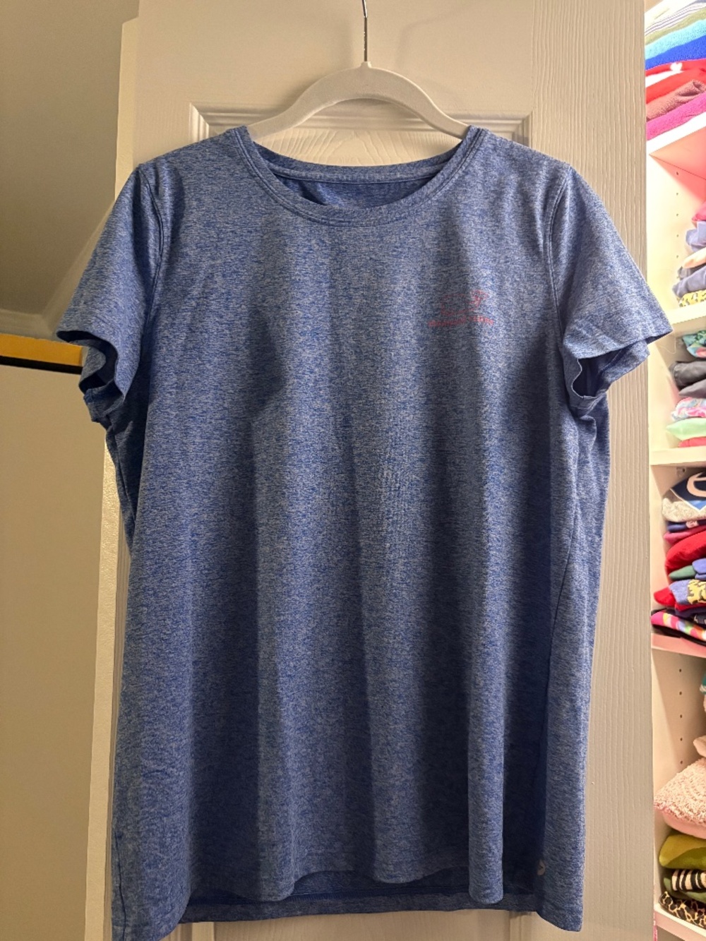 M Vineyard Vines shirt blue